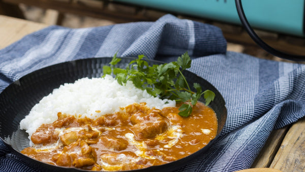 火を使わない簡単おいしいキャンプ飯2ーーほろほろバターチキンカレー