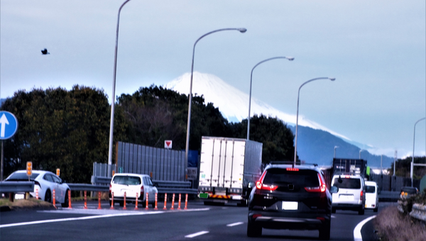 車での旅行におすすめの場所10選|持っていきたいおすすめグッズも