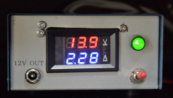 電圧(ボルト)と電流(アンペア)の違いは?関係性や計算の方法を解説