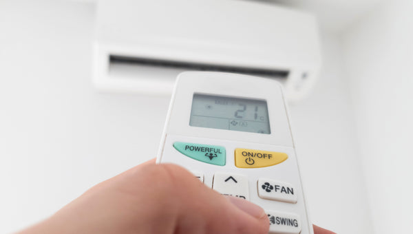 【エアコンの暖房】温度設定は何度が正解？快適と省エネ、健康を両立するコツ