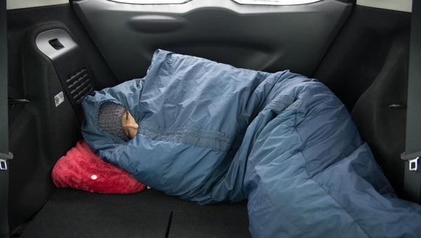 車中泊避難とは？災害時に車で避難するメリットと安全のための完全ガイド