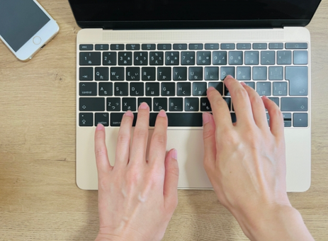 ノートパソコン用モバイルバッテリーの失敗しない選び方とおすすめ機能を徹底解説