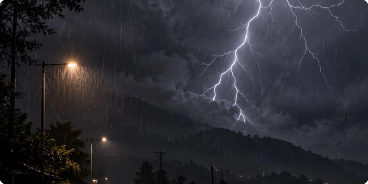 突然のゲリラ豪雨で避難勧告！避難所や自宅での生活を快適にする必須アイテム