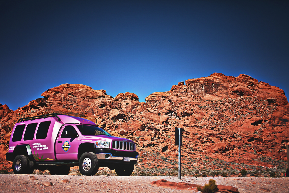 車でバックアップ電源を利用する方法を説明する画像