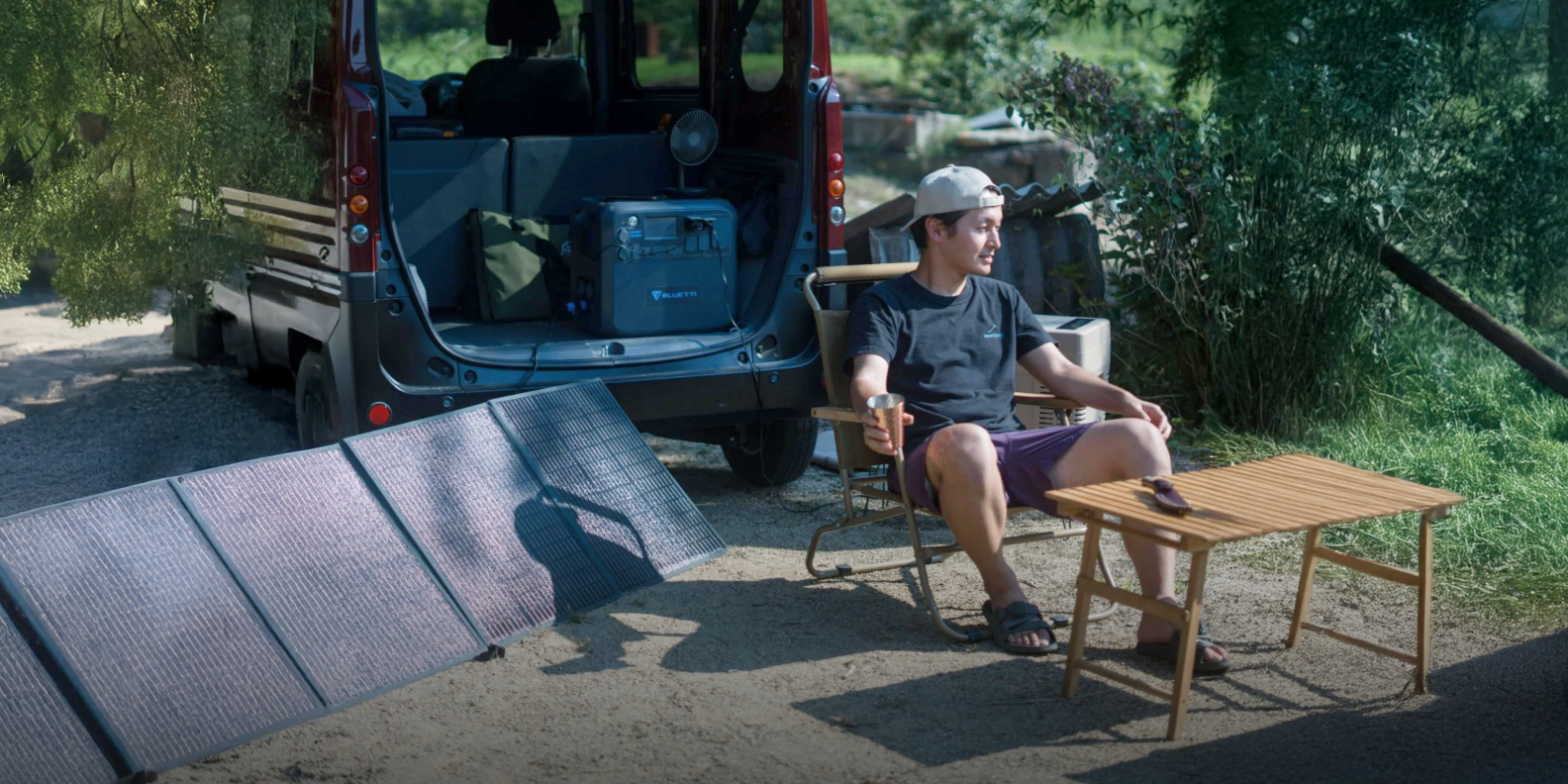 家庭用小型ソーラーパネルでベランダ発電！工事不要で電気代節約 電気代の高騰